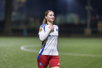 Bild 443 - wBJ Hamburger SV - Eimsbuettler TV 2 : Ergebnis: 16:0